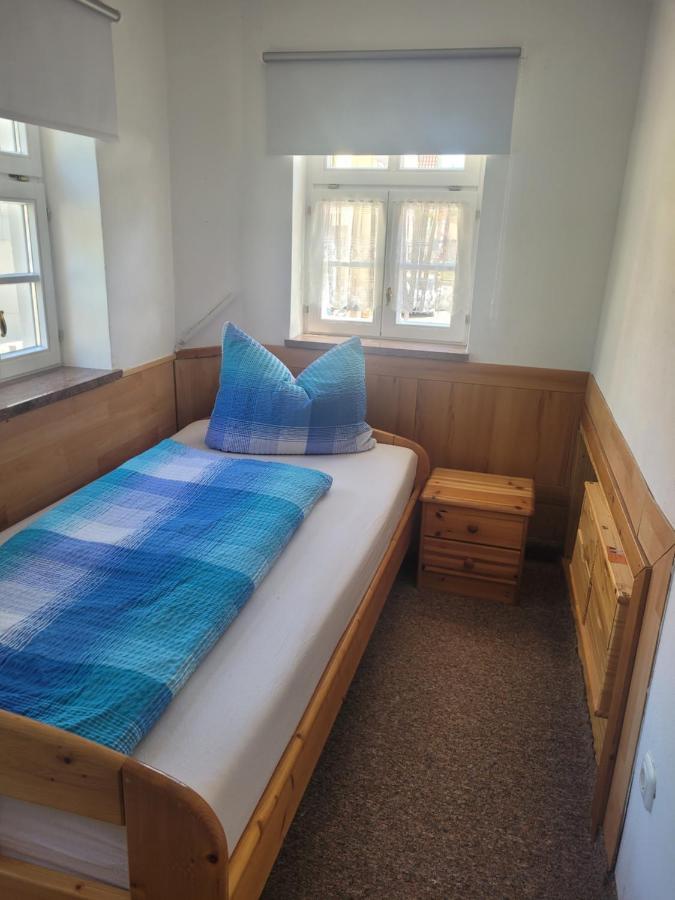 Ferienwohnung Leon Heldburg ภายนอก รูปภาพ