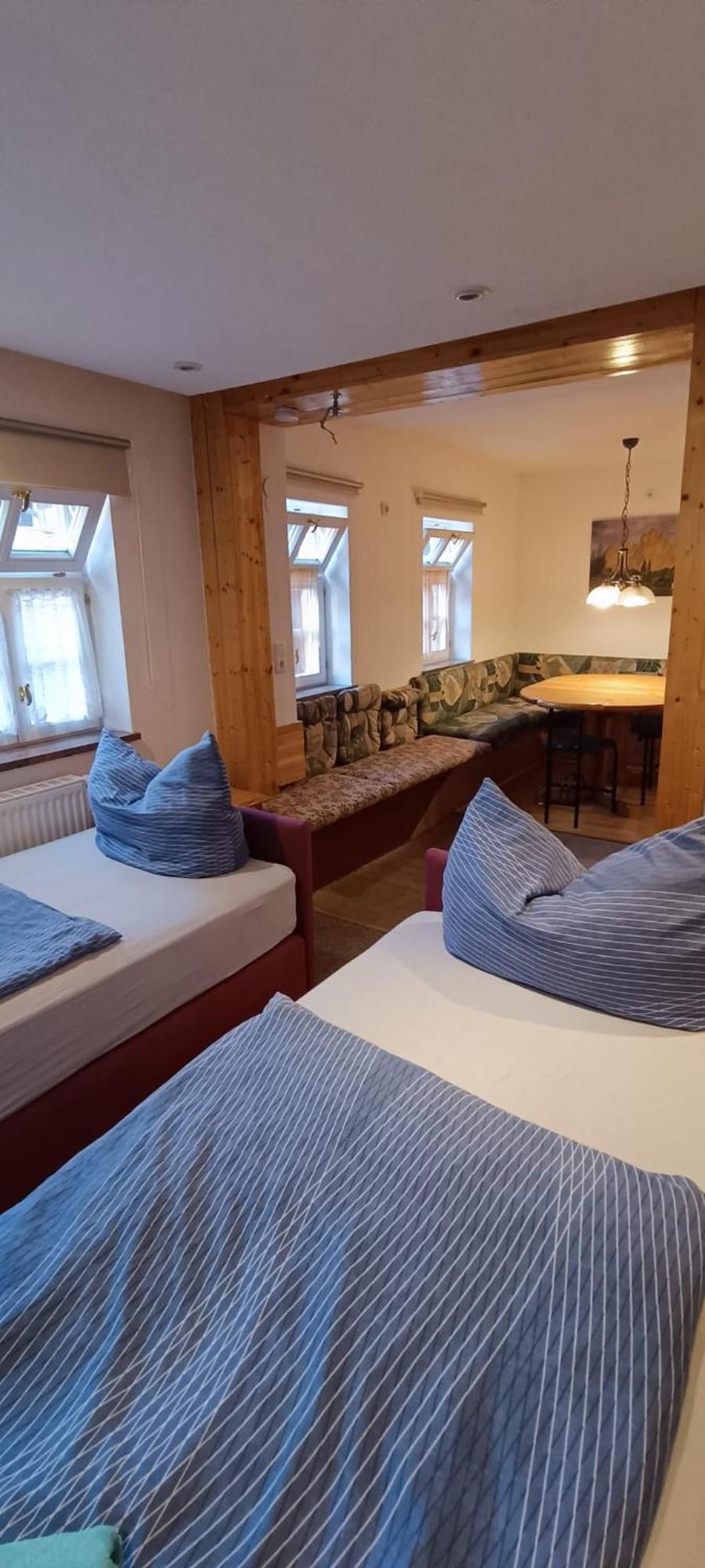 Ferienwohnung Leon Heldburg ภายนอก รูปภาพ